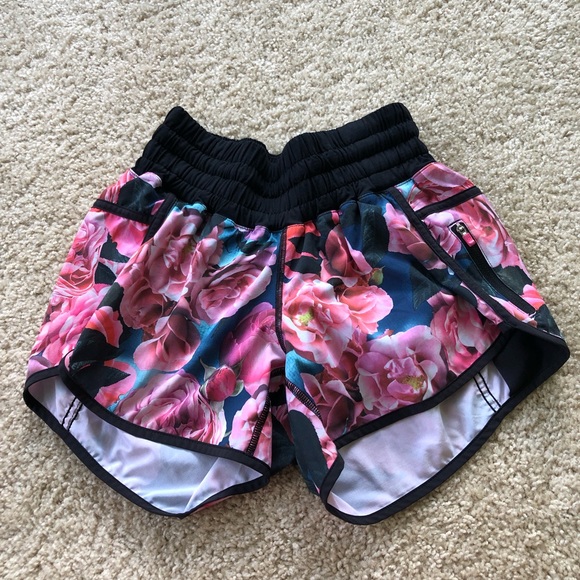 Lululemon Tracker II Secret Garden/Black 6 - Picture 2 of 7